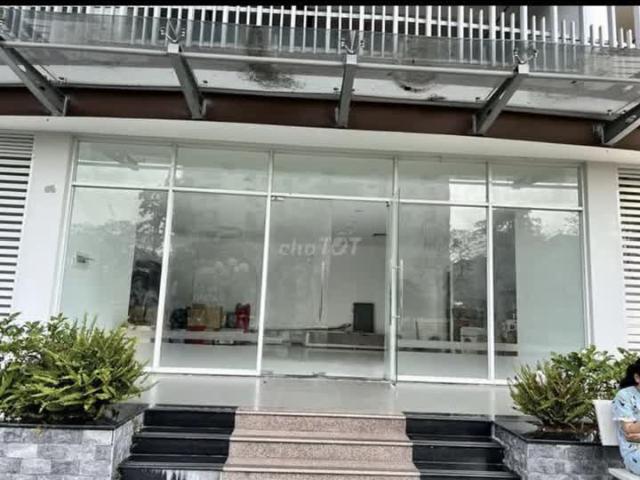 Chính chủ bán nhanh shophopuse chung cư cao cấp Riverside Conic, Nguyễn Văn Linh, Phường 7