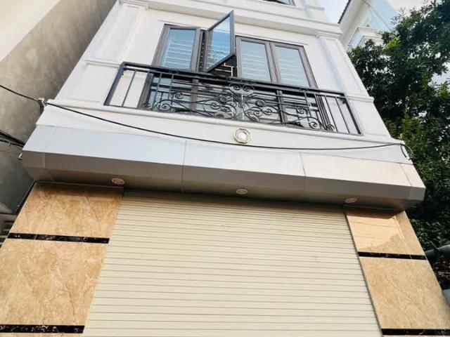 Chính chủ cần bán nhà 4 tầng 1 tum tại Bát Khối, phường Cự Khối, Long Biên, Hà Nội