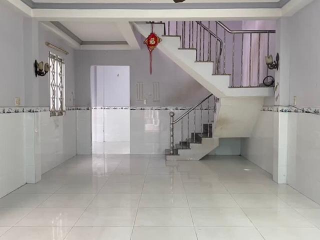 Chính chủ cần bán nhà 2 mặt tiền hẻm tại phường 7 Quận 8
