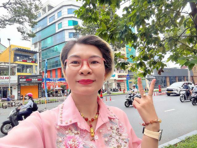 Chính chủ cần bán nhà 3 tầng mặt tiền kd đường trần hưng đạo, quận 1 dòng tiền thuê đều 88tr/th*lh giang: 0938676