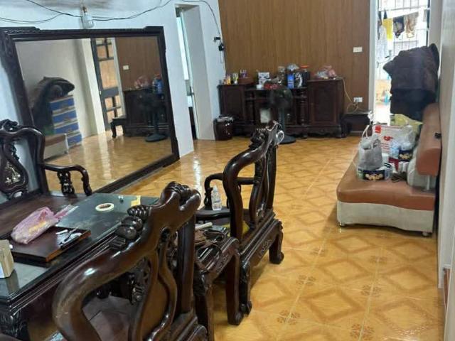 Chính chủ cần bán nhà Căn 303, TT xây lắp lâm nghiệp, ngõ 54, đường Ngọc Hồi, Hoàng Liệt, Hà Nội