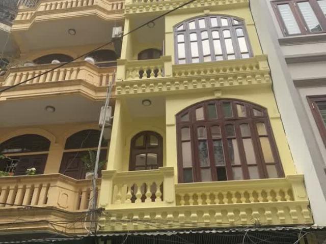 Chính Chủ Cần Bán Nhà Gấp Khu Vực Phân Lô Ngõ Thổ Quan, Đống Đa, Hà Nội 0946492