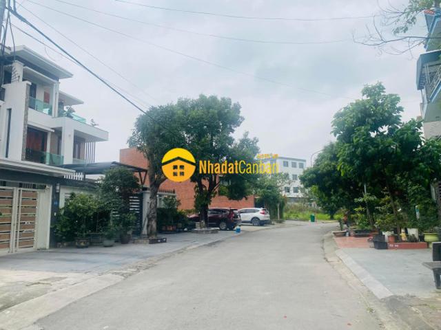 Chính chủ cần bán nhà khu rẻ quạt vựng đâng cienco 5, yết kiêu, hạ long, quảng ninh