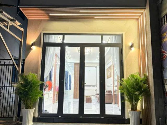 Chính Chủ Cần Bán Nhà Mặt Tiền Huỳnh Mẫn Đạt đoạn gần ngã tư Lạc Long Quân, Giá Cực Tốt