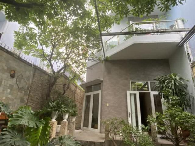 Chính Chủ Cần Bán Nhà Mặt Tiền đường Hoàng Hoa Thám Phường1, Quận Gò Vấp, Tp HCM, Giá là 26.5 tỷ