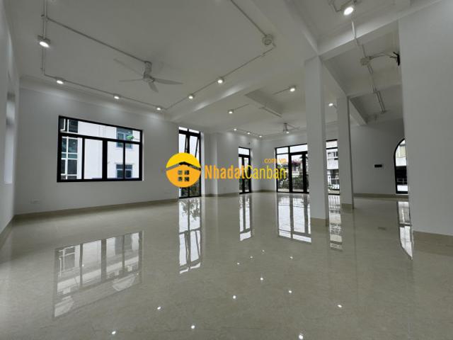 Chính chủ cần bán căn biệt thự lô góc 3 mặt tiền, phố sa đôi, đại mỗ sẵn dòng tiền 50trtháng