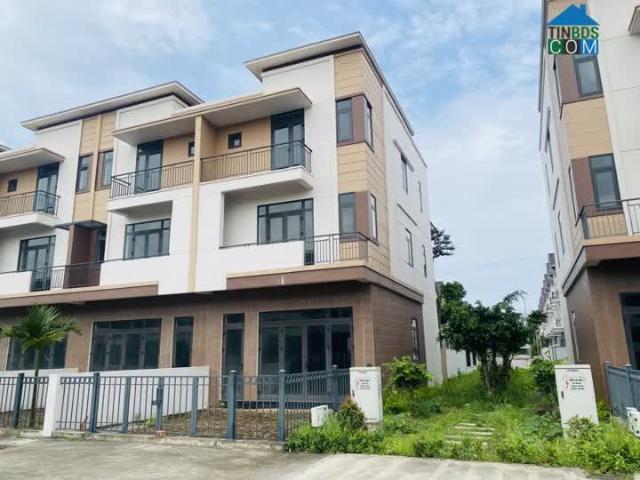 Chính chủ cần bán căn góc 3 tầng mới xây, giá siêu rẻ