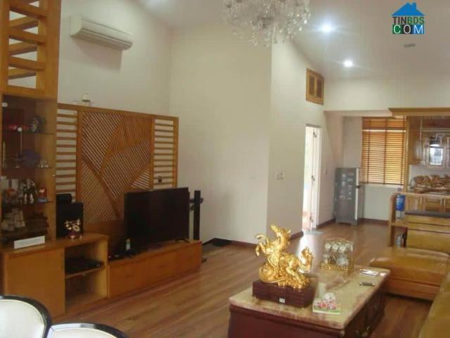 Chính chủ cần Bán căn liền kề Âu Tầu 1 Nhìn ra cảng tầu thoáng mát Tuần Châu Hạ Long