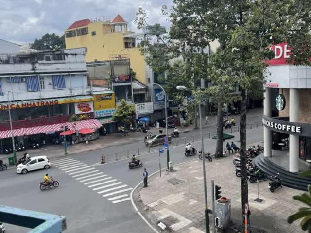 Chính chủ cần bán chung cư mặt tiền đường