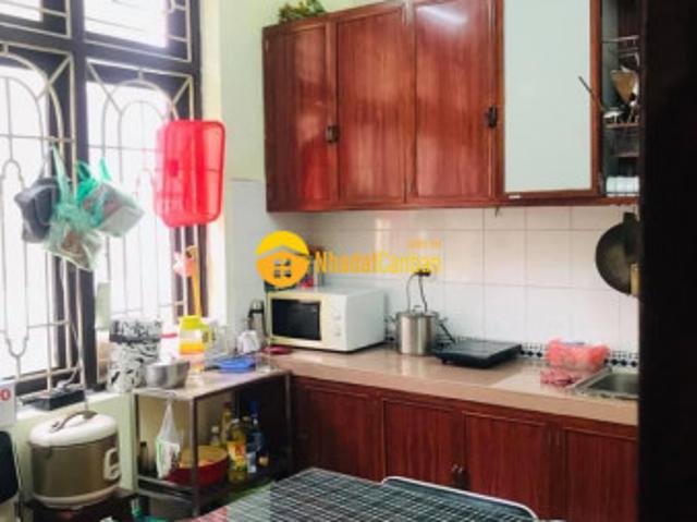 Chính chủ cần bán gấp căn nhà hoàng quốc việt, diện tích 44m2x5 tầng, 9 tỷ