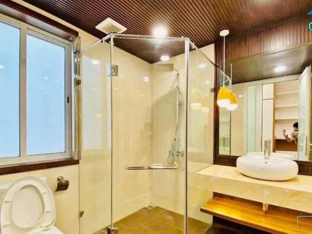 Chính chủ cần bán gấp LK Vạn Phúc 90m2x5T, MT 5m, đường 20m. Nhà đẹp như mơ, full nội thất. Giá