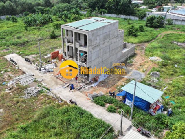 Chính chủ cần tiền bán gấp lô đất mặt tiền hồ văn cống tương bình hiệp