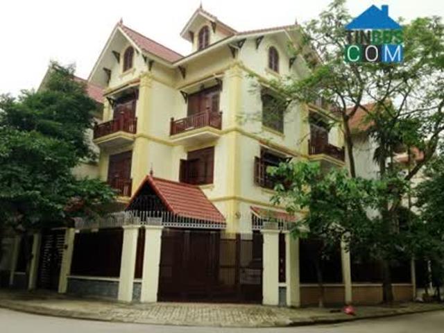 Chính chủ cho thuê cả nhà mới 75m2,4T, KD, VP, Nhà hàng, Lạc Trung 20Tr