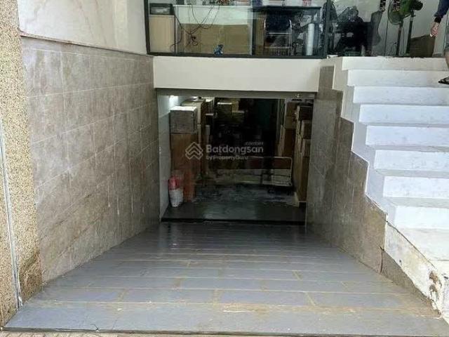 Chính chủ cho thuê ncc mặt tiền nguyễn thiện thuật hầm trệt 3 lầu sân thượng giá 30tr