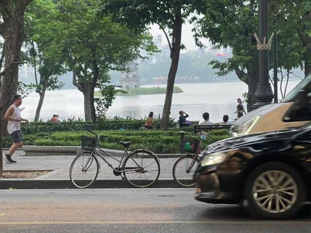 Chính chủ cho thuê nhà mặt tiền/mặt bằng/văn phòng, đường Hàng Khay