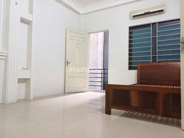 Chính chủ cho thuê nhà nguyên căn 4 tầng phố quan nhân thanh xuân hà nội