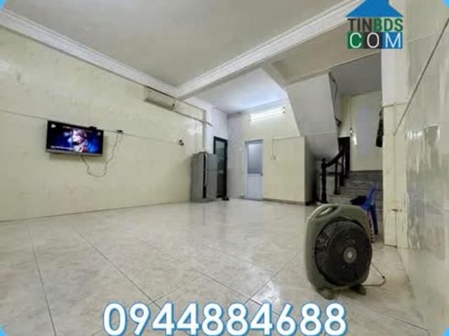 Chính chủ cho thuê nhà riêng số 6 ngõ 56 đê Trần Khát Chân, Hà Nội. 4,5tr/th  0944884