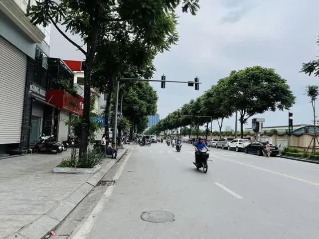 Chính chủ gửi bán mặt phố Lê Trọng Tấn, 60m, 17.79 Tỷ, mặt tiền 5.3m, ô tô dừng đỗ, kinh doanh
