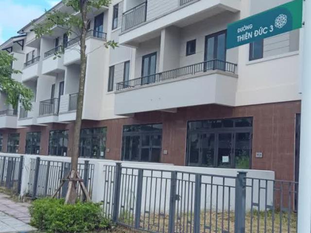 Chính chủ gửi bán nhà 3 tầng dự án Centa Riverside