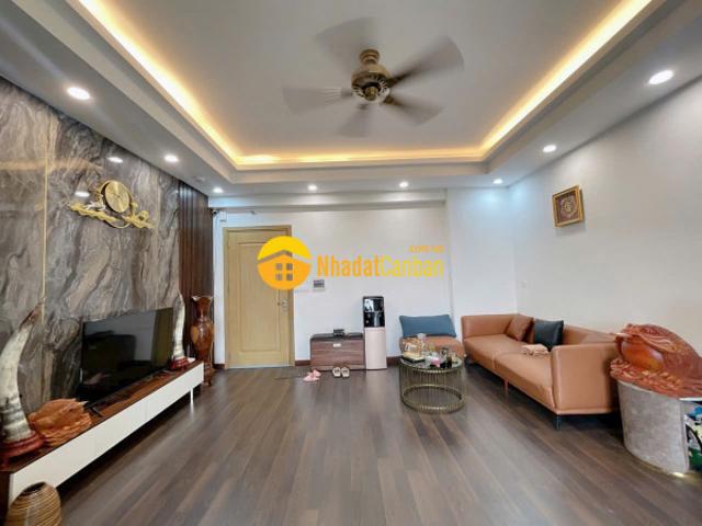 Chính chủ gửi bán căn hộ góc view hồ, full nội thất giá 2.5 tỷ tại kdt thanh hà cienco 5