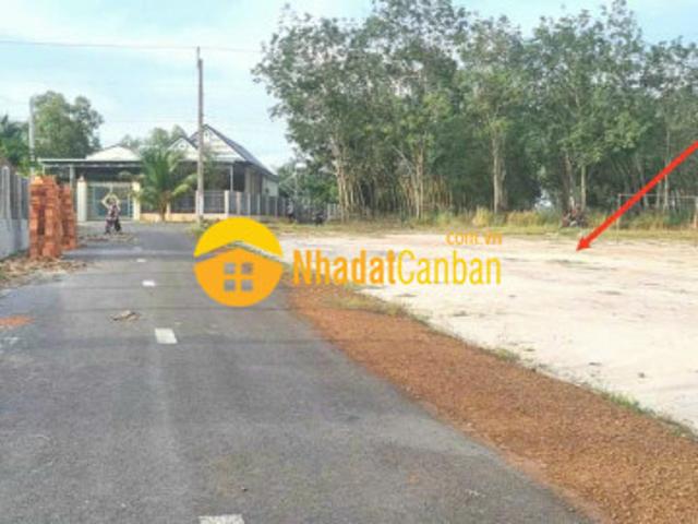 Chính chủ định cư nước ngoài cần bán gấp lô đất sẵn sổ 210m2 giá 360tr