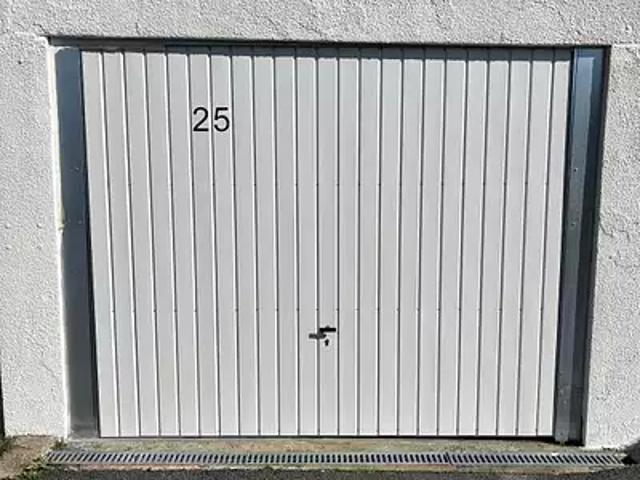 Chinon 37500 Location parking