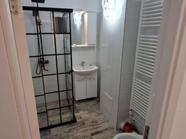 Chirie 2 camere, parter