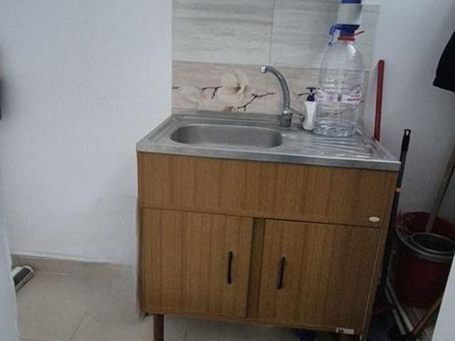 Chirie 2 camere pentru BIROURI + Teren