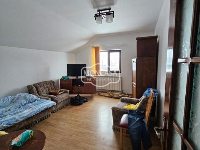 Chirie! Casa spatioasa in sat. Hudum, com. Curtesti
