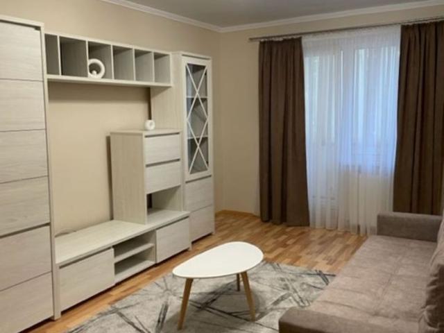 Chirie ap.2 camere mobilat, utilat, etaj 2 Tudor zona Rodniciei