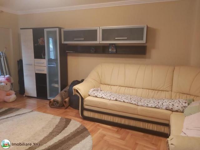 Chirie apartament mobilat utilat, 2 camere, Zona Liceul Economic