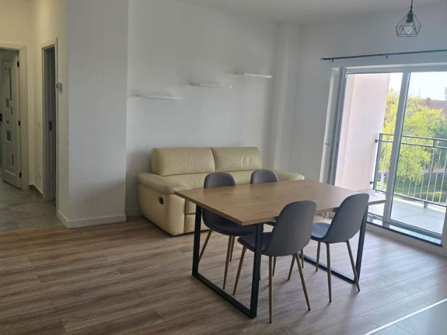Chirie apartament nou, 2 camere, Smarald City, str. Botizului
