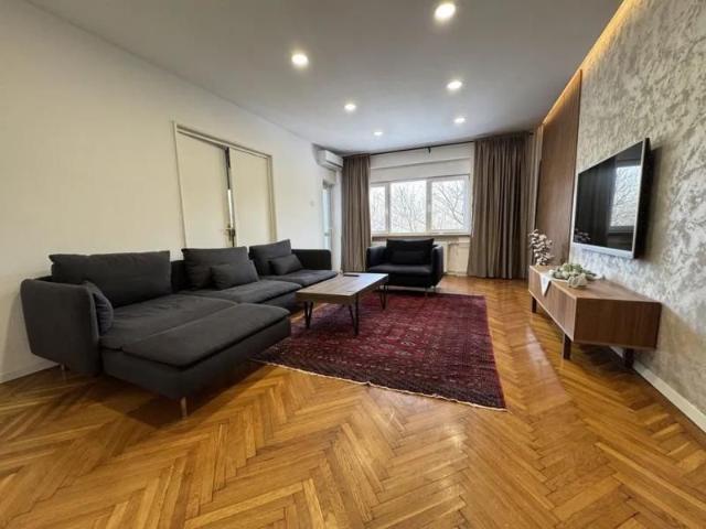 Chirie I Apartament 4 camere I vedere directa catre Parcul Kiseleff