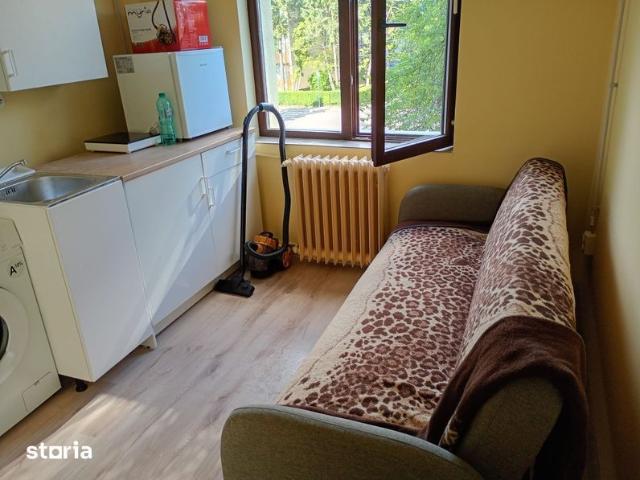 Chirie proprietar str.Albac 25,garsoniera