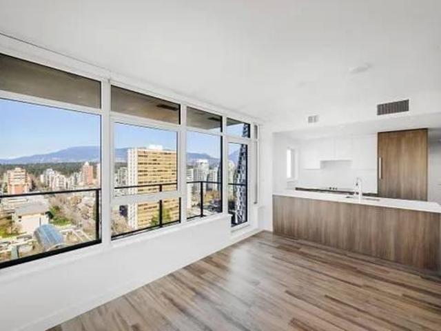 Chronicle 3 Bedroom Apartment for Rent at 825 Nicola St, Vancouver, BC V6G 2C4 West End
