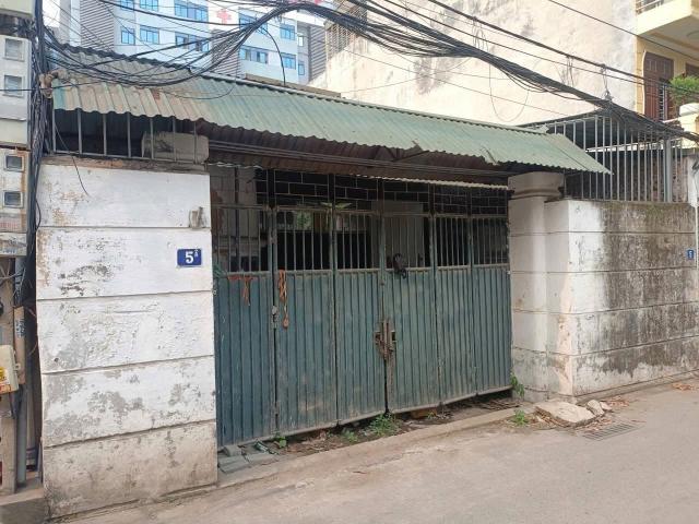 Chuyển công tác 9 tỷ 60m Thạch bàn Long Biên, ô tô đỗ cửa