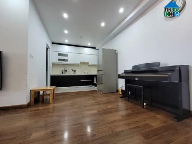 Chuyển công tác bán nhanh căn hộ 2 ngủ tại VP3 Bán Đảo Linh Đàm, 70m2, tặng full nội thất mới koong