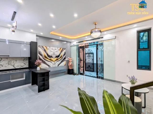 Chuyển nhượng căn nhà xây mới, độc lập, sân cổng riêng tại Phố Cấm, Lê Lợi, Ngô Quyền, Hải Phòng