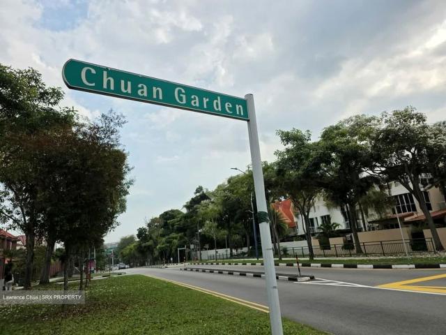 Chuan Garden D19, Semi