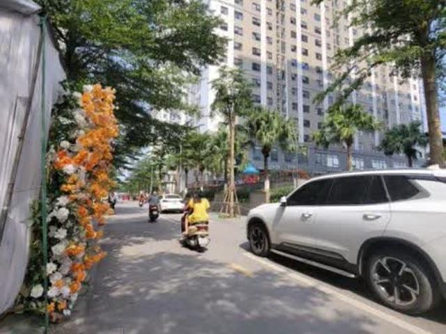 Chung cư, căn hộ 3PN, 2VS tòa IEC Tứ Hiệp Thanh Trì, Lô góc hướng mát, Tầng đẹp DT 77m, giá chỉ