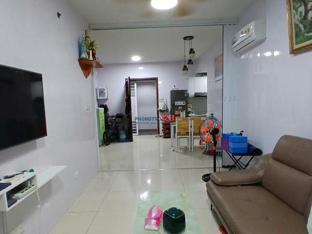 Chung cư 10A Trần Nhật Duật, Tân Định, Q1: 70m2, 2p ngủ, NT, 11tr/th