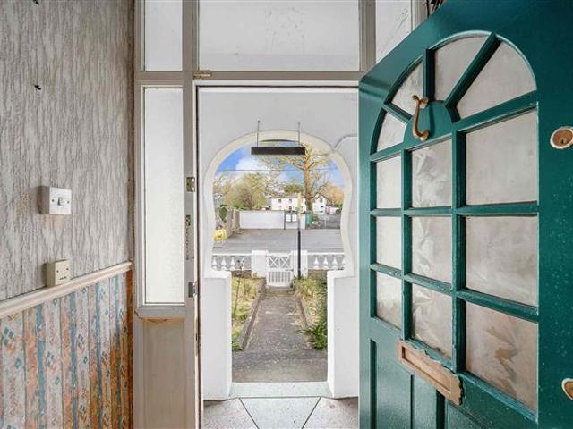 Church View, Rathcoole, Co. Dublin Ray Cooke Auctioneers 4871 MyHome. Ie Lettings