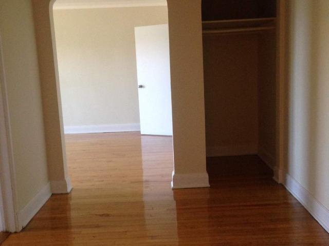 Churchill Court Apartments 1 Bedroom Apartment for Rent