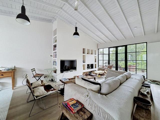 Churchill / Montjoie: Superb furnished duplex penthouse