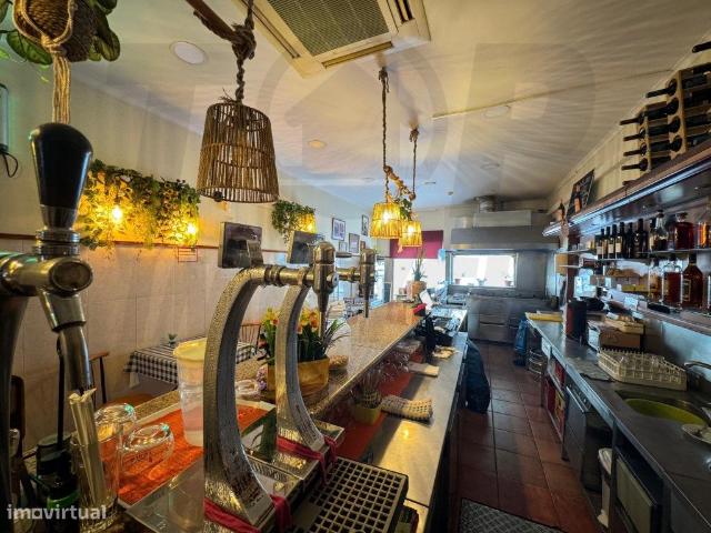 Churrasqueira +Apartamento T2 Salvaterra de Magos 195.000