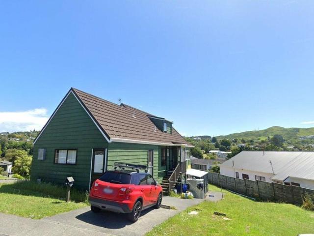 churton park, 3 bedrooms