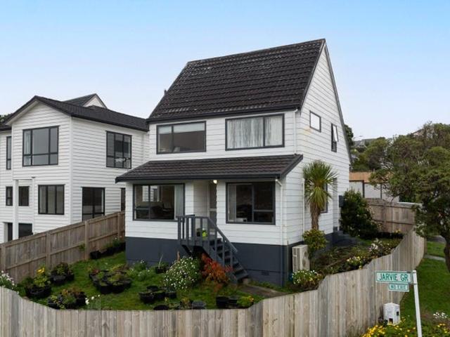 churton park, 3 bedrooms