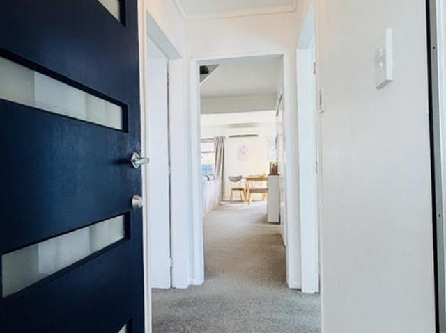 Churton Park, 3 bedrooms