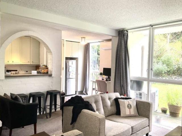 churton park, 2 bedrooms