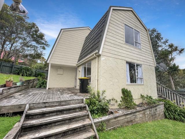 churton park, 4 bedrooms